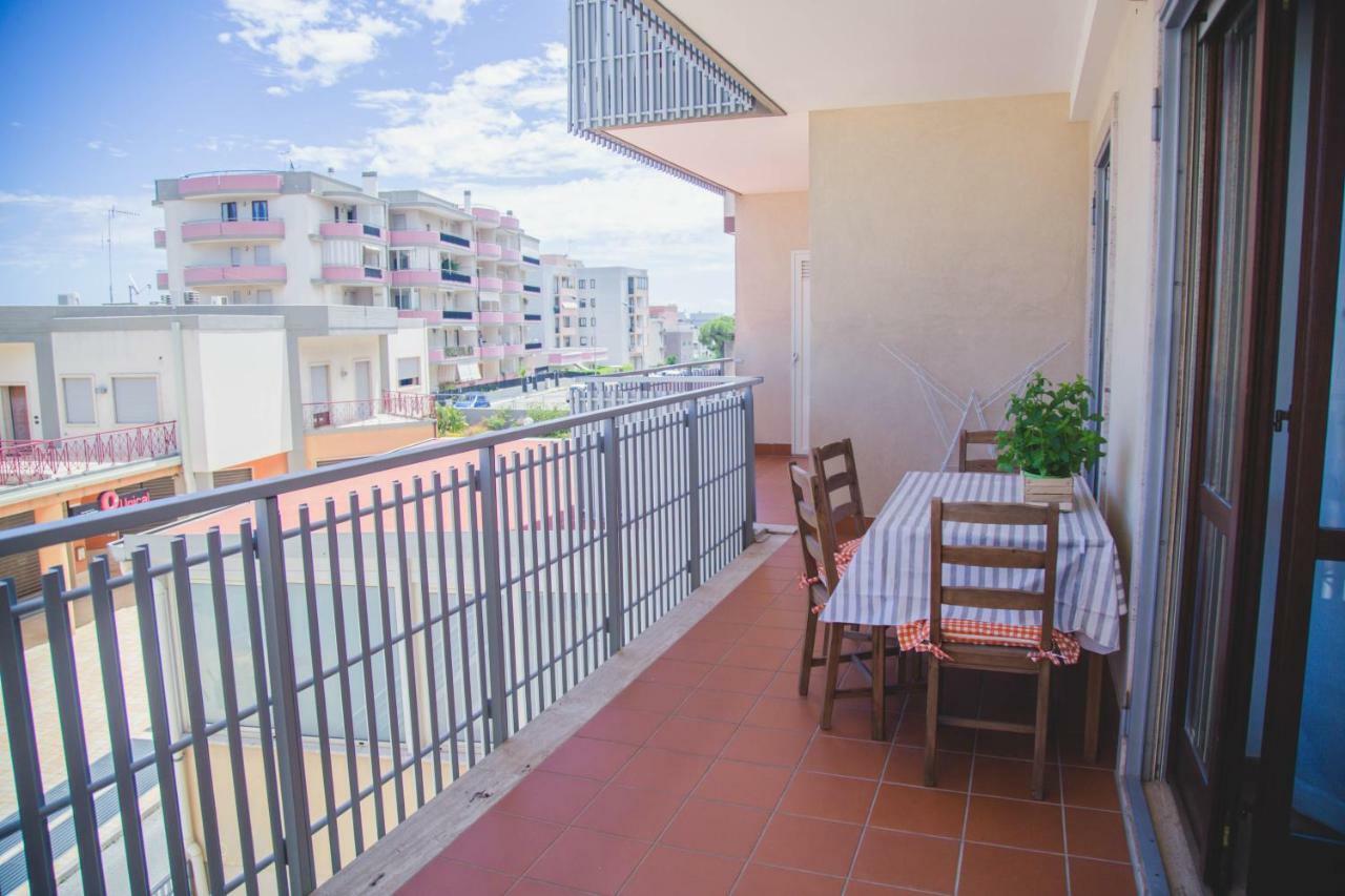 Evenal Apartment Monopoli Eksteriør billede